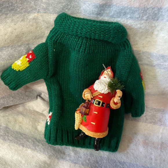 Sold Lot of 2 1- Hallmark Keepsake Ornaments+ 1 Winterberry Santa Bottle Cover - Picture 3 of 10